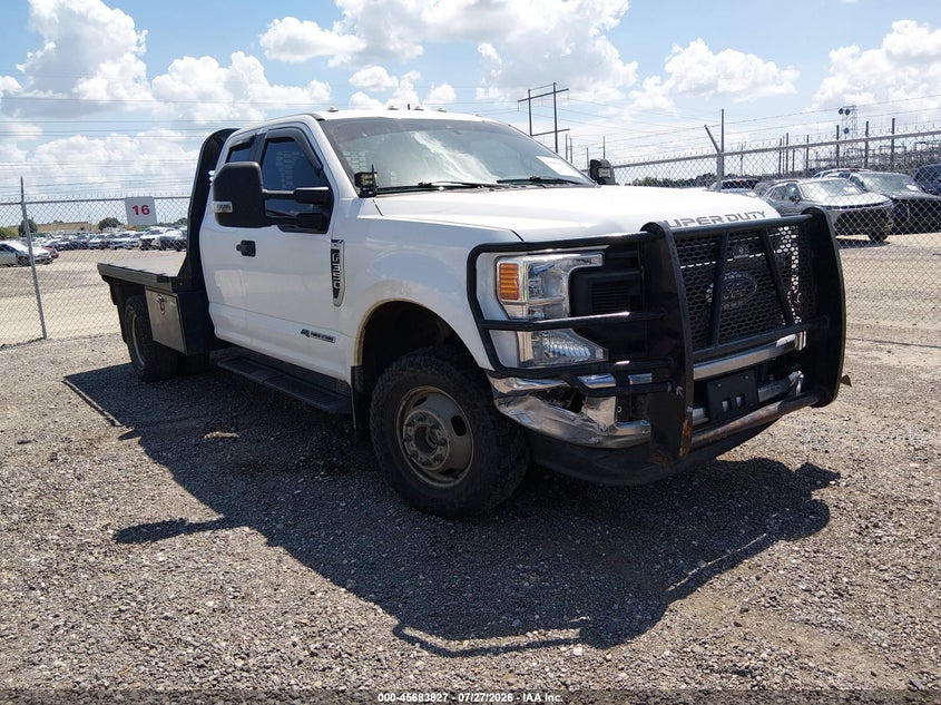 2020 FORD F-350 CHASSIS auction photo 1