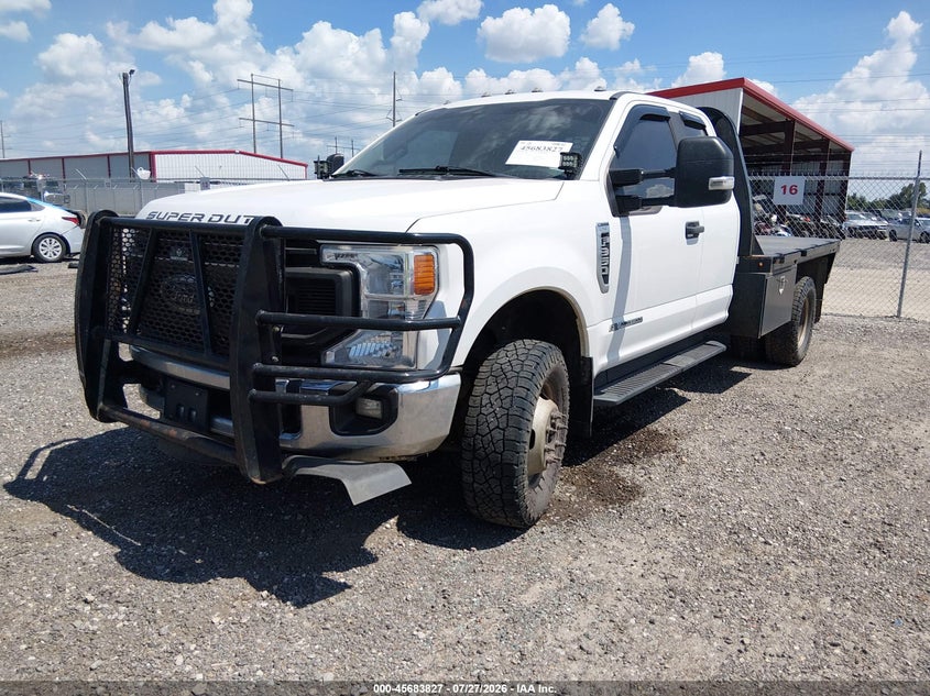 2020 FORD F-350 CHASSIS auction photo 2