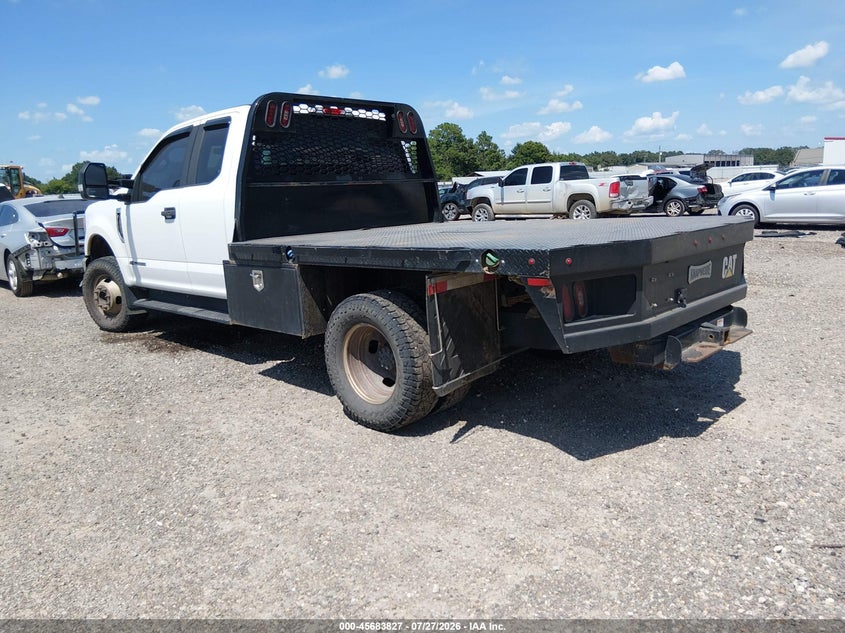 2020 FORD F-350 CHASSIS auction photo 3