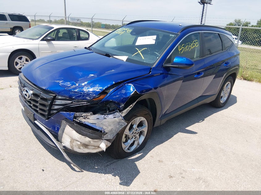 2024 HYUNDAI TUCSON auction photo 2