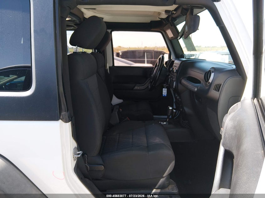 2012 JEEP WRANGLER auction photo 5
