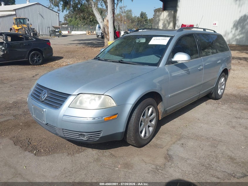 2004 Volkswagen Passat, Normal Wear & Tear, IAAI, VIN WVWVD63B04E188411 — photo 2