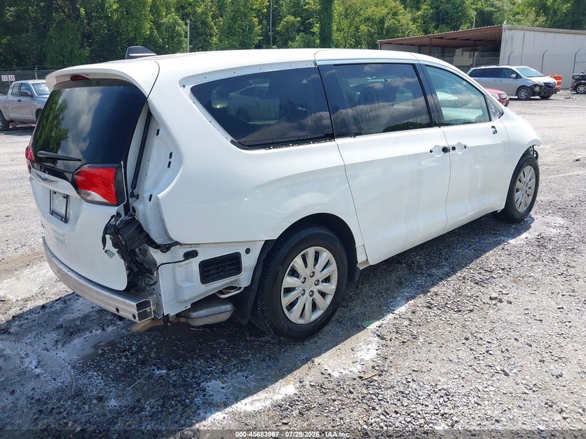 2020 CHRYSLER VOYAGER auction photo 4