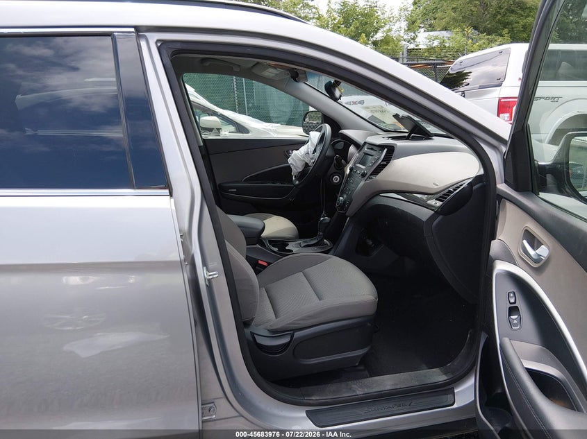 2016 HYUNDAI SANTA FE auction photo 5