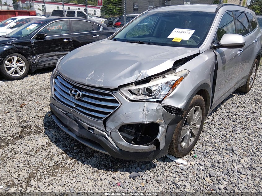 2016 HYUNDAI SANTA FE auction photo 6