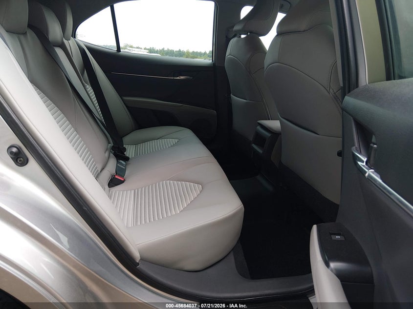 2020 TOYOTA CAMRY auction photo 8