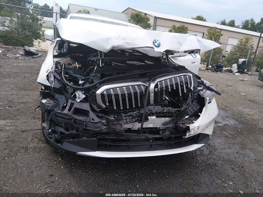 2025 BMW 530I auction photo 6