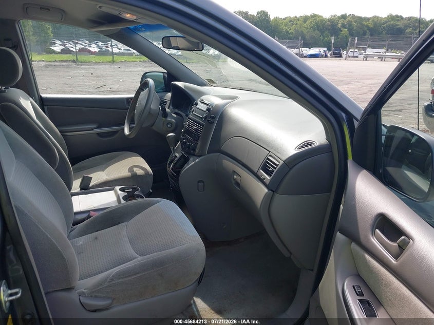 2006 TOYOTA SIENNA auction photo 5