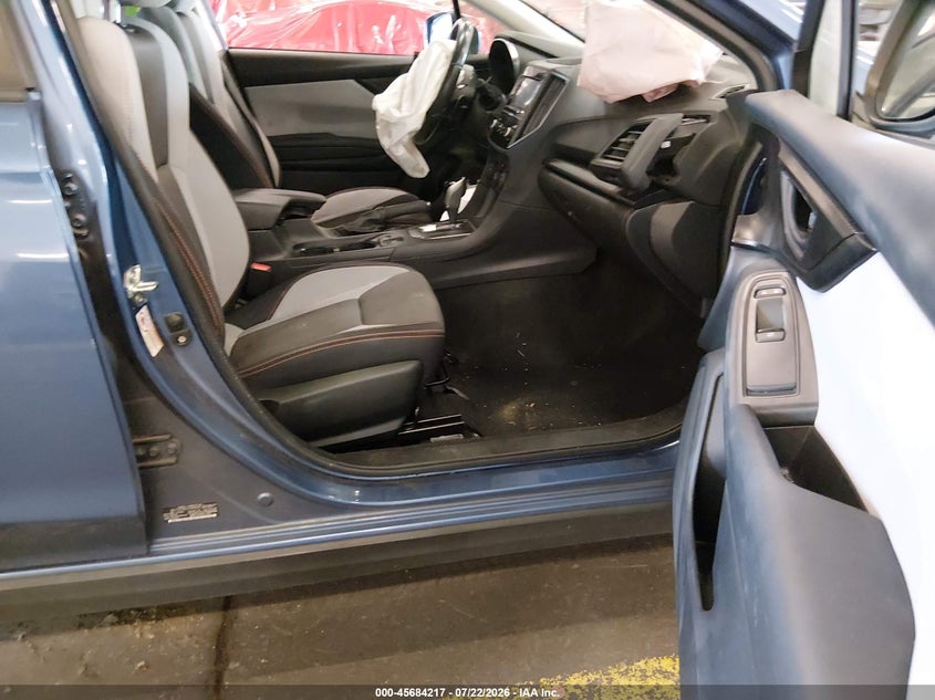2018 SUBARU CROSSTREK auction photo 5