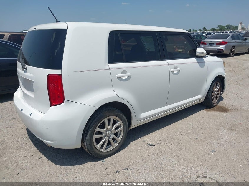 2010 SCION XB auction photo 4
