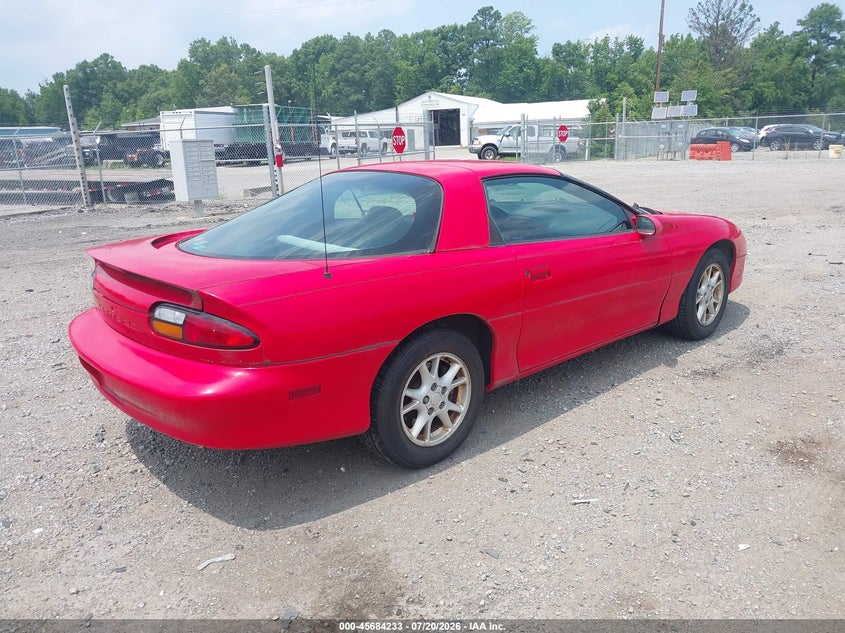 2002 CHEVROLET CAMARO auction photo 4
