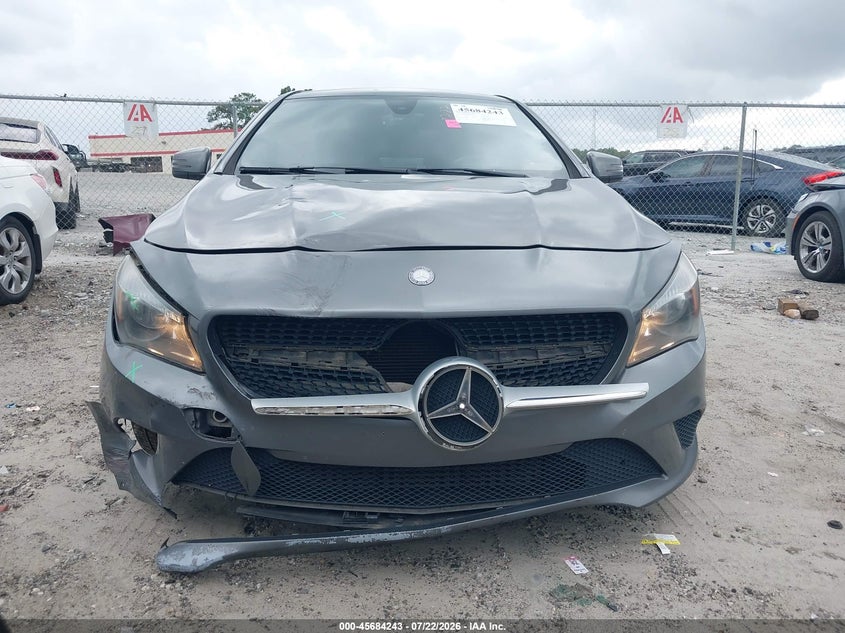 MERCEDES-BENZ CLA 250 - zdjęcie 12