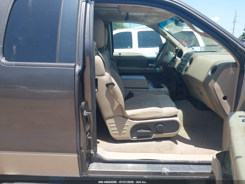 2005 Ford F-150 Stx/Xl/Xlt VIN: 1FTRX12W35FB73056 Lot: 45684260