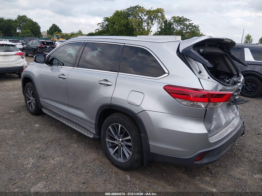 2018 Toyota Highlander Xle VIN: 5TDJZRFH3JS550299 Lot: 45684278