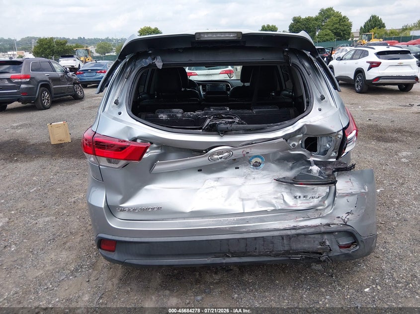 2018 Toyota Highlander Xle VIN: 5TDJZRFH3JS550299 Lot: 45684278