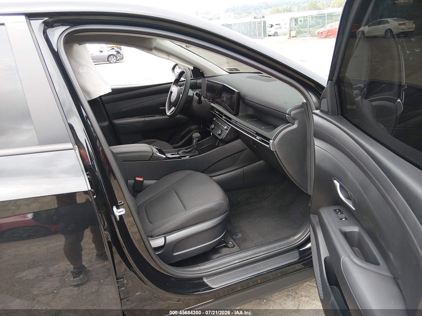 2025 HYUNDAI TUCSON auction photo 5