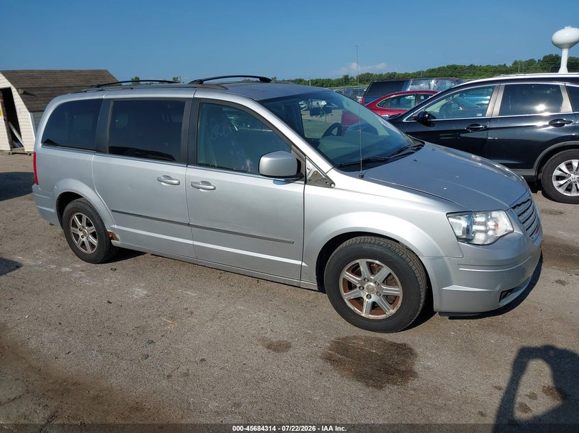 Vin: 2a4rr5d18ar131983, lot: 46182923, chrysler town & country touring 2010 img_1