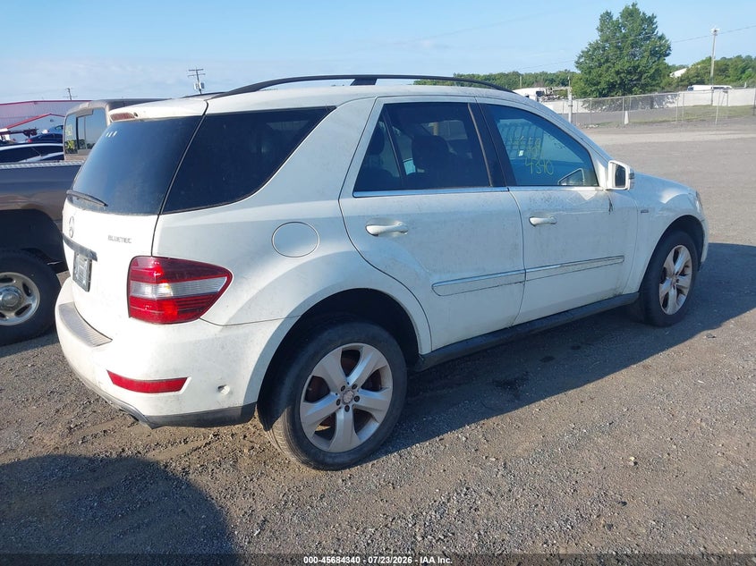 2011 MERCEDES-BENZ ML 350 BLUETEC auction photo 4