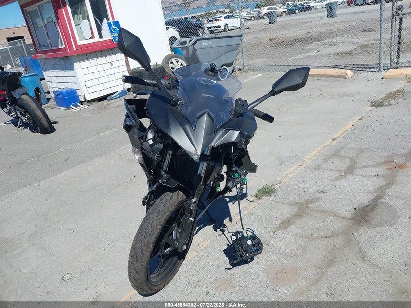 2025 KAWASAKI EX500 auction photo 5