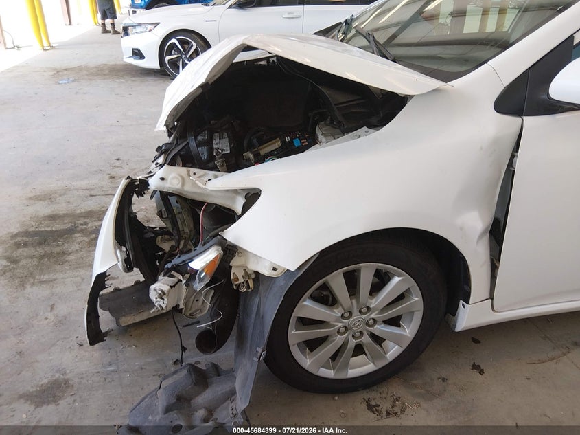 2010 TOYOTA COROLLA auction photo 6