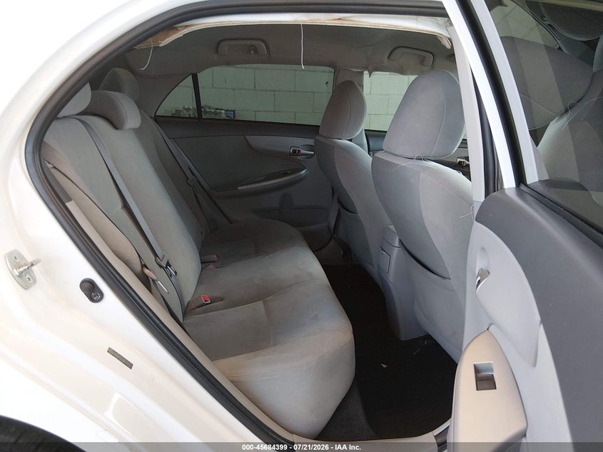 2010 TOYOTA COROLLA auction photo 8