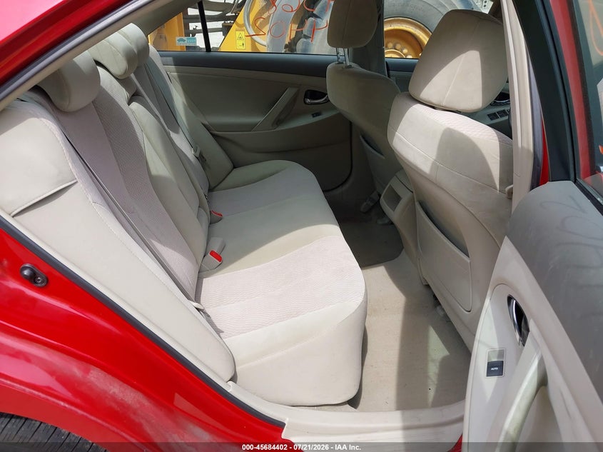 2010 Toyota Camry Le VIN: 4T4BF3EK7AR037027 Lot: 45684402