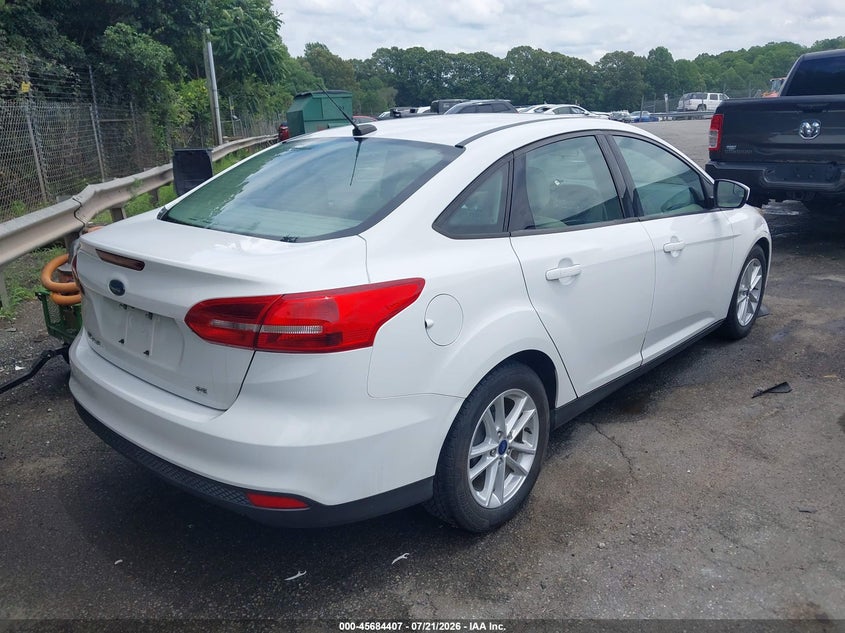 2018 Ford Focus Se VIN: 1FADP3F22JL246996 Lot: 45684407