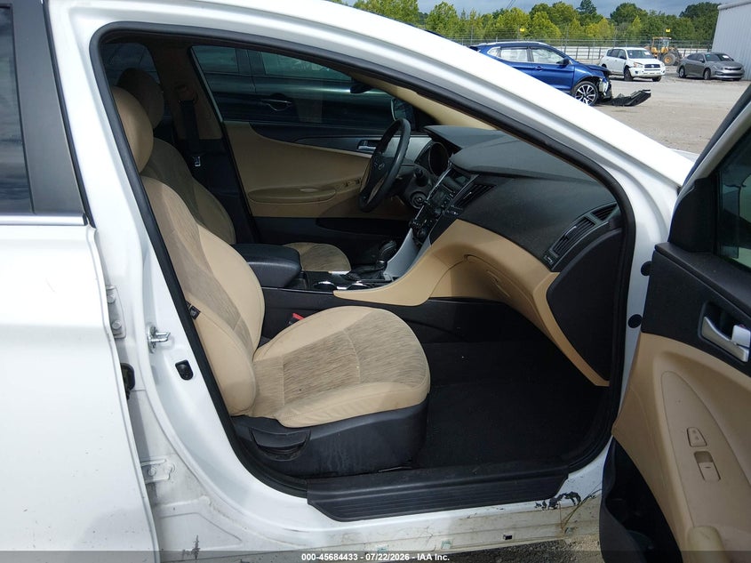 2013 HYUNDAI SONATA auction photo 5
