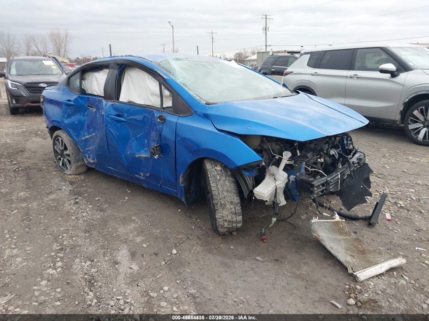 2020 NISSAN VERSA SV XTRONIC CVT