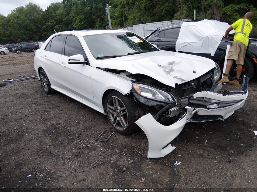 2015 MERCEDES-BENZ E 350 — zdjęcie z aukcji