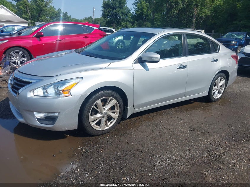 2013 Nissan Altima, Front End, IAAI, VIN 1N4AL3AP4DC237710 — photo 2