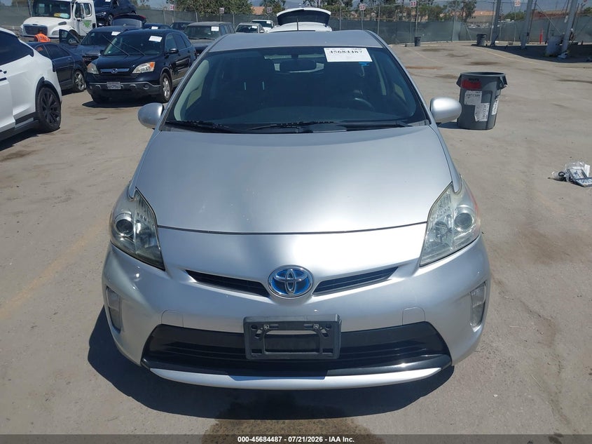 2015 Toyota Prius Three VIN: JTDKN3DU8F1914086 Lot: 45684487