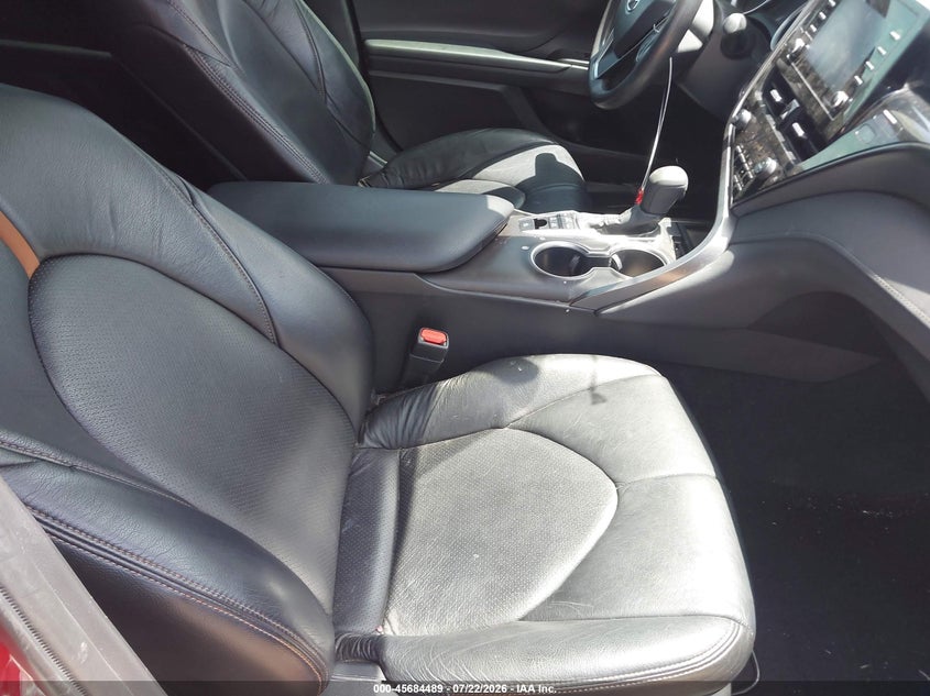 2022 TOYOTA CAMRY auction photo 5