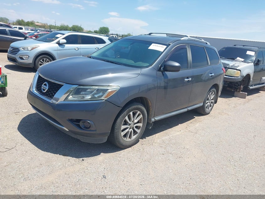 2013 Nissan Pathfinder, Normal Wear & Tear, IAAI, VIN 5N1AR2MN5DC605448 — photo 2