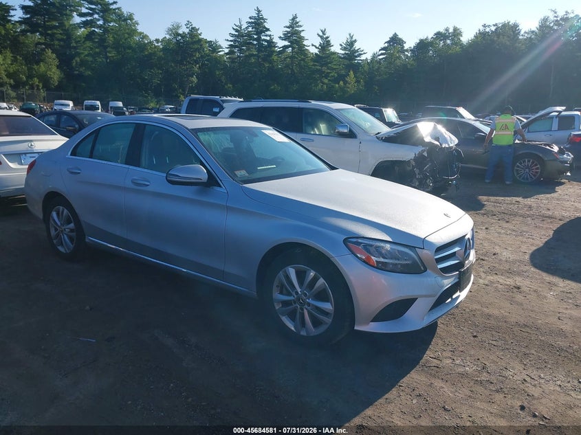 Vin: 55swf8eb1lu323088, lot: 46183190, mercedes-benz c 300 4matic 2020 img_1