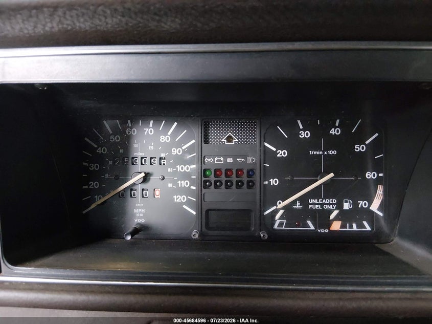 VOLKSWAGEN CABRIOLET 1987 VIN WVWCA0150HK016994