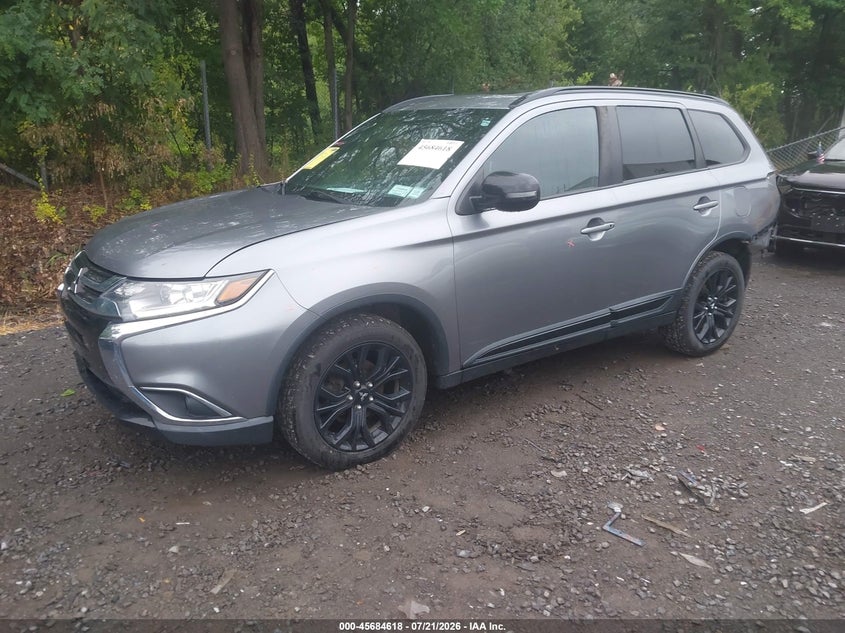 2018 Mitsubishi Outlander Le VIN: JA4AZ3A35JZ065261 Lot: 45684618