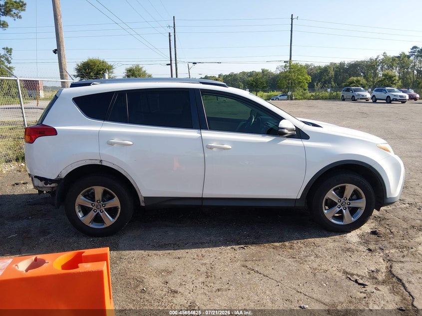 TOYOTA RAV4 - zdjęcie 13