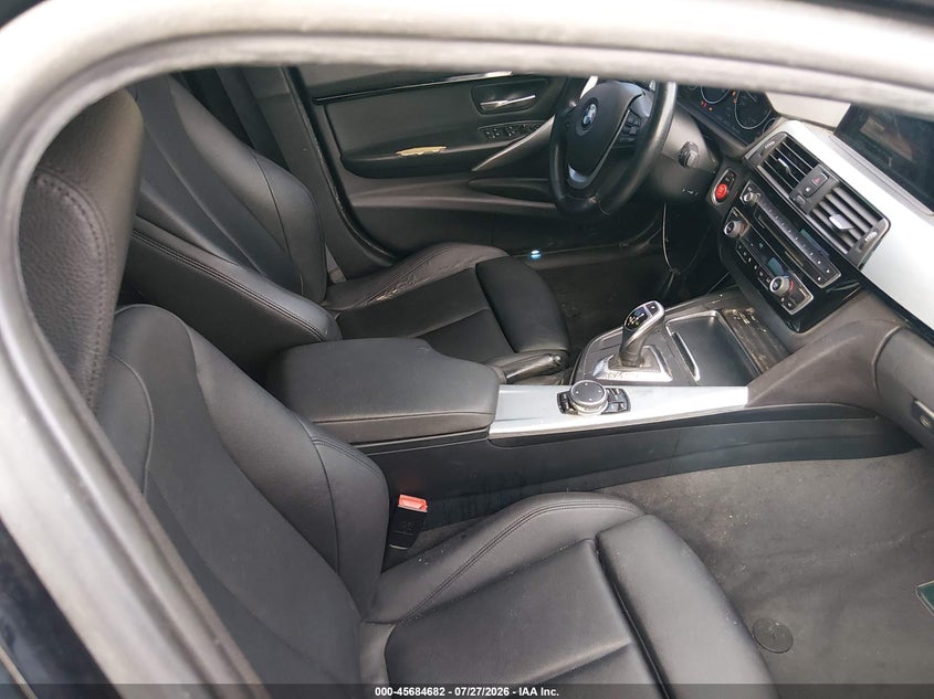 2017 BMW 3 SERIES auction photo 5