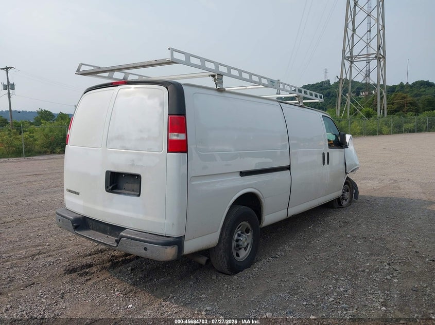 2023 CHEVROLET EXPRESS CARGO auction photo 4