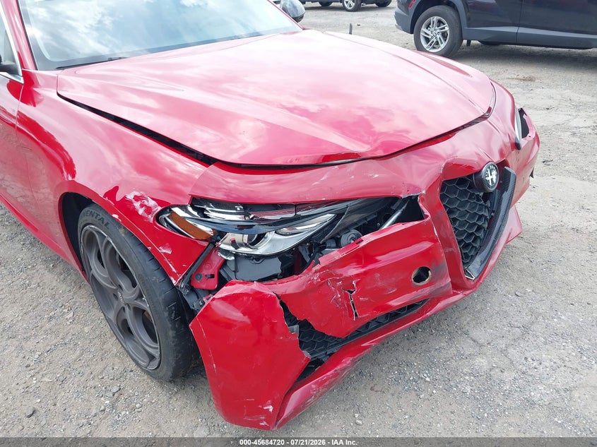 2017 Alfa Romeo Giulia Ti Awd VIN: ZARFAEEN0H7556312 Lot: 45684720