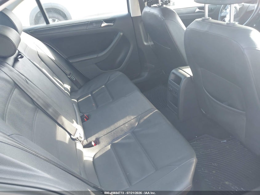 2011 Volkswagen Jetta 2.5L Se VIN: 3VWDX7AJ2BM017151 Lot: 45684773