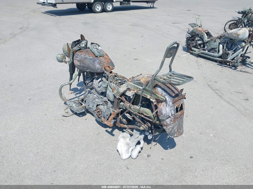 2007 HARLEY-DAVIDSON FLSTC auction photo 3