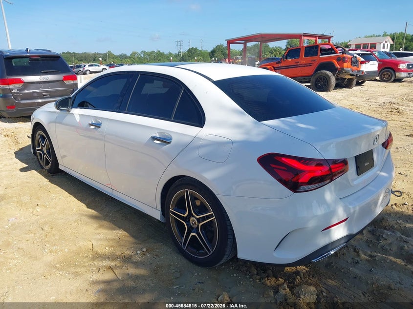 2021 MERCEDES-BENZ A 220 auction photo 3
