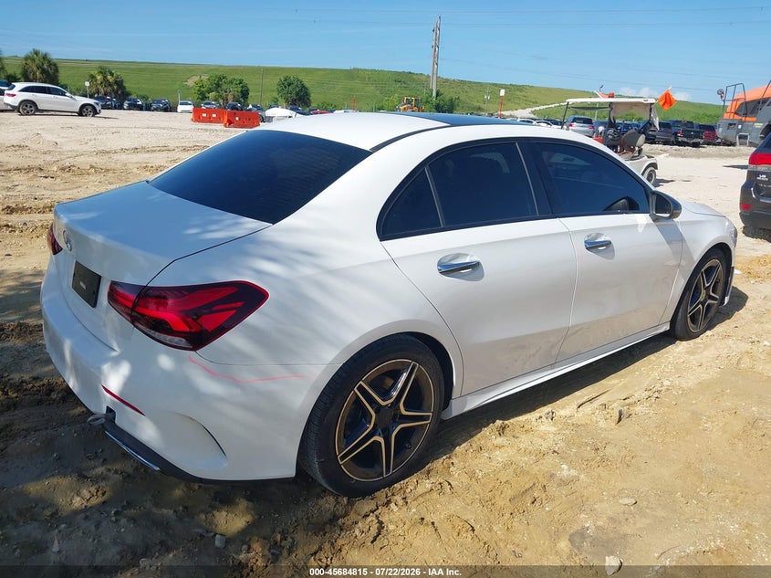 2021 MERCEDES-BENZ A 220 auction photo 4