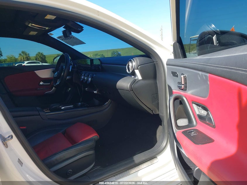 2021 MERCEDES-BENZ A 220 auction photo 5