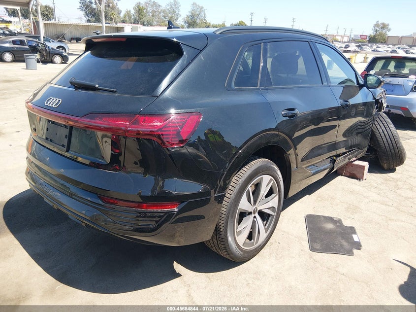 2024 AUDI Q8 E-TRON auction photo 4