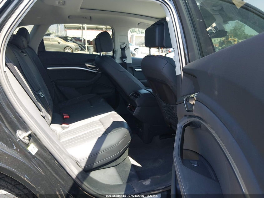 2024 AUDI Q8 E-TRON auction photo 8