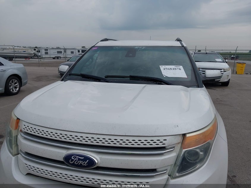 2015 FORD EXPLORER auction photo 6