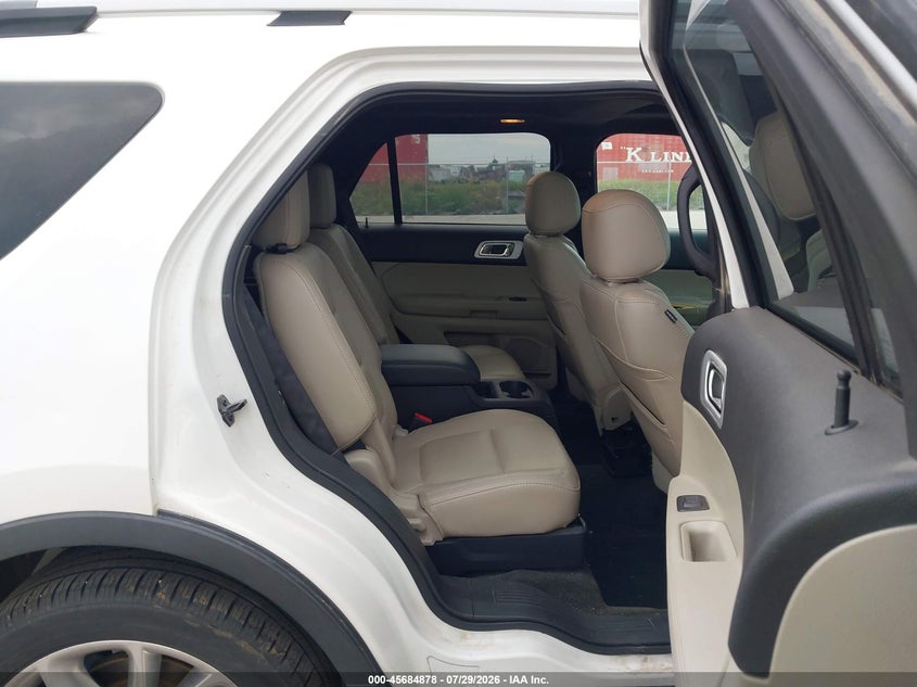 2015 FORD EXPLORER auction photo 8